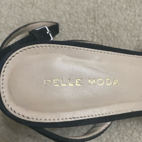 Pelle Moda Black Suede Strappy Block Heel Platform Sandals Size 8M - Picture 9 of 12